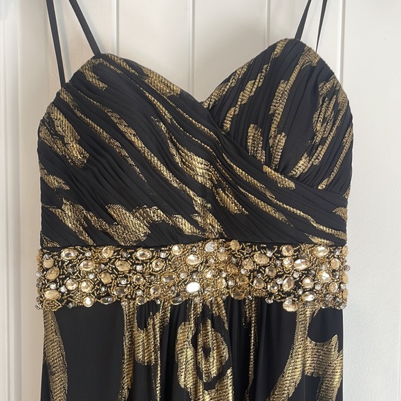 Betsy & Adam black and gold beaded strapless gown - Picture 2 of 8